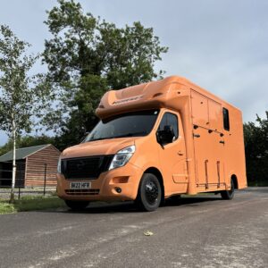 Nissan Interstar | 2022 | Longstall | Stallion | 3.5T Horsebox